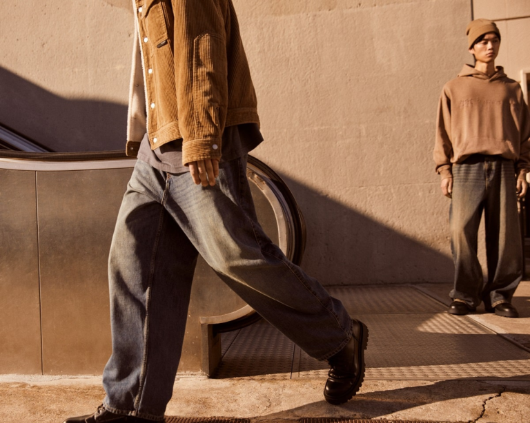 THE RESURGENCE OF BAGGY JEANS